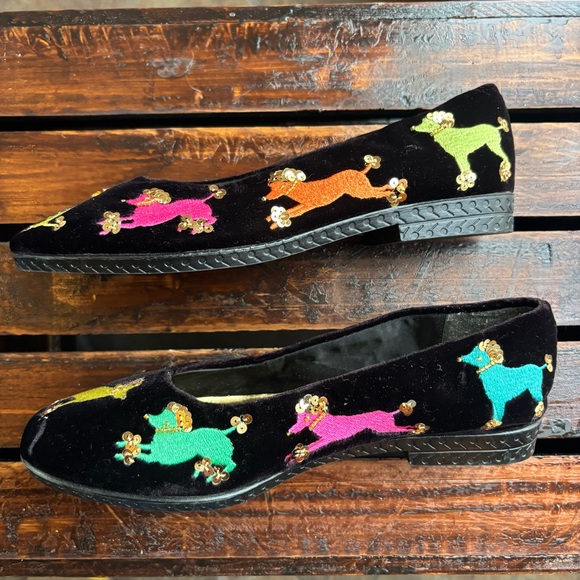 Vintage Beverly Feldman Velvet Beaded Embroidered Poodle Slip On Women’s Flats - Picture 4 of 5